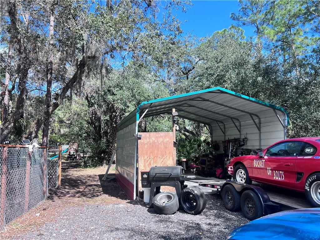 MONTURA - Residential