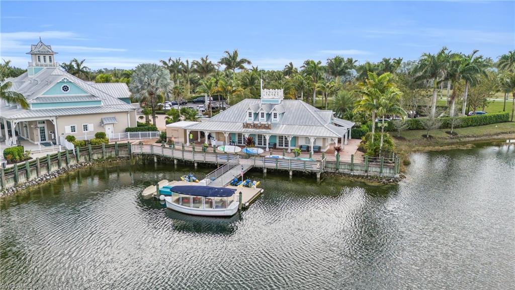 HALFMOON POINT - Residential