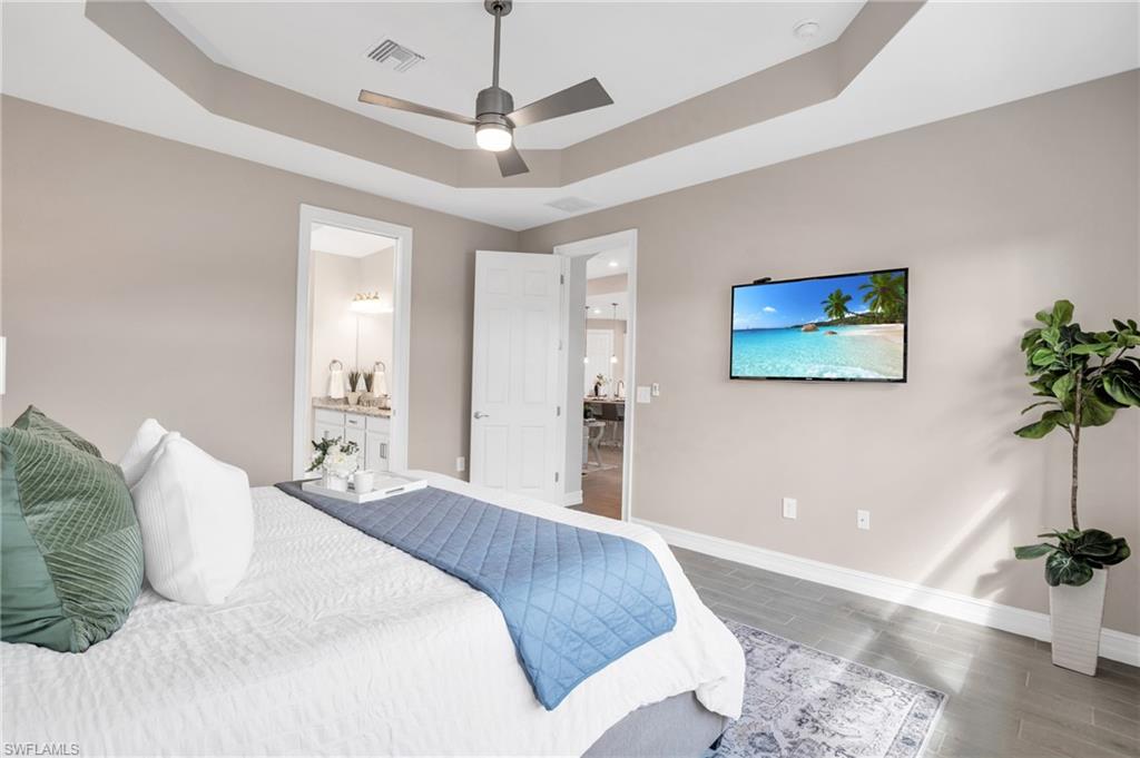 HALFMOON POINT - Residential