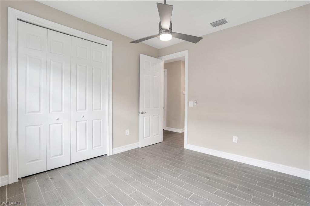 HALFMOON POINT - Residential