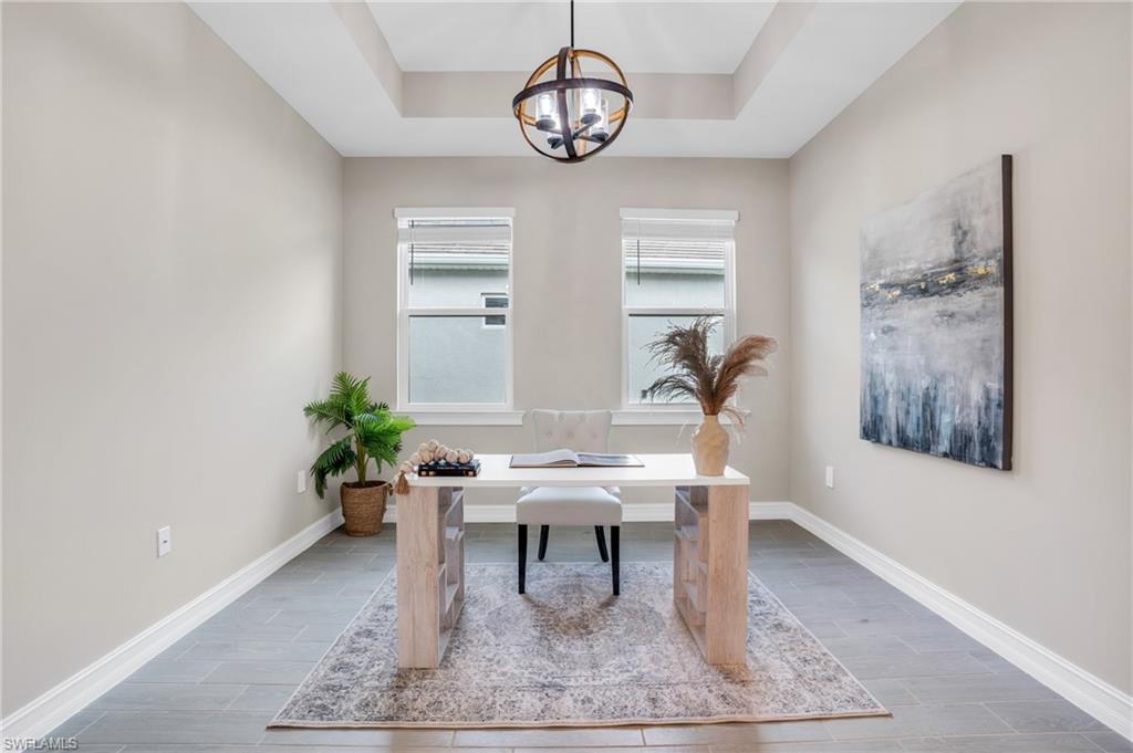 HALFMOON POINT - Residential