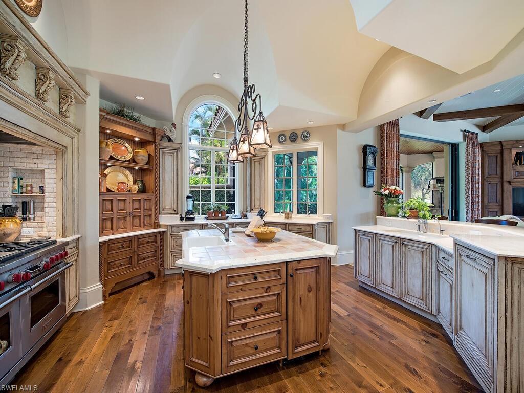 RAVELLO - Residential