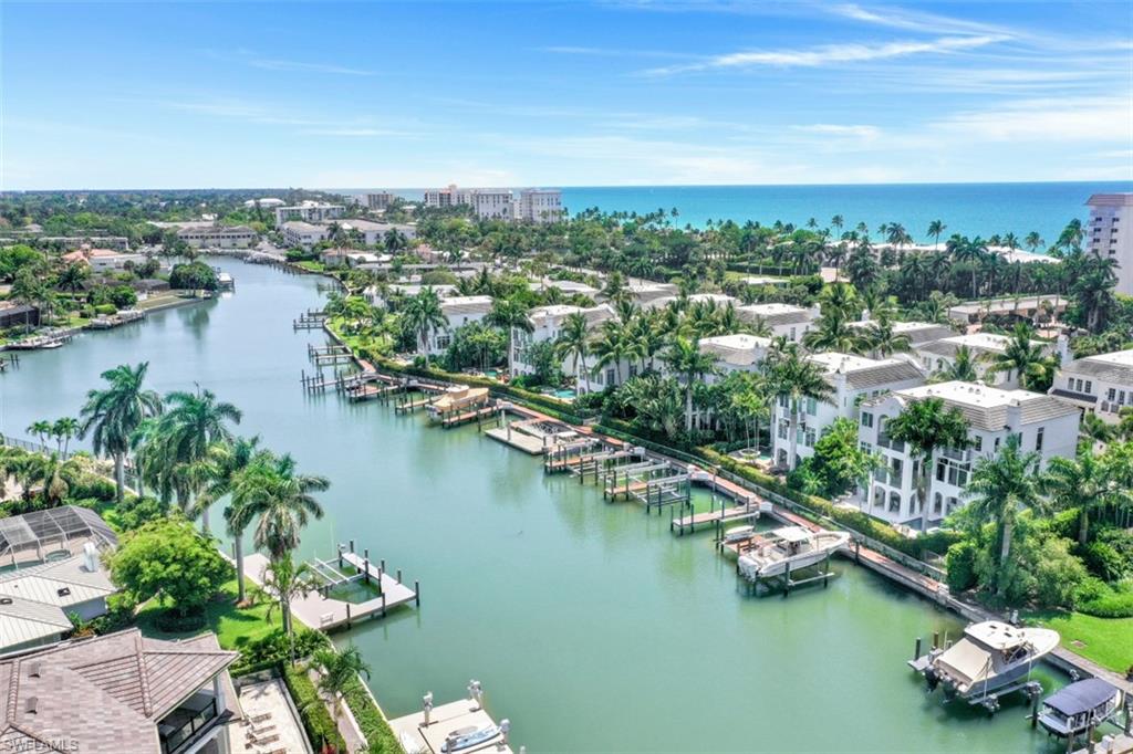 NAPLES CASAMORE - Residential