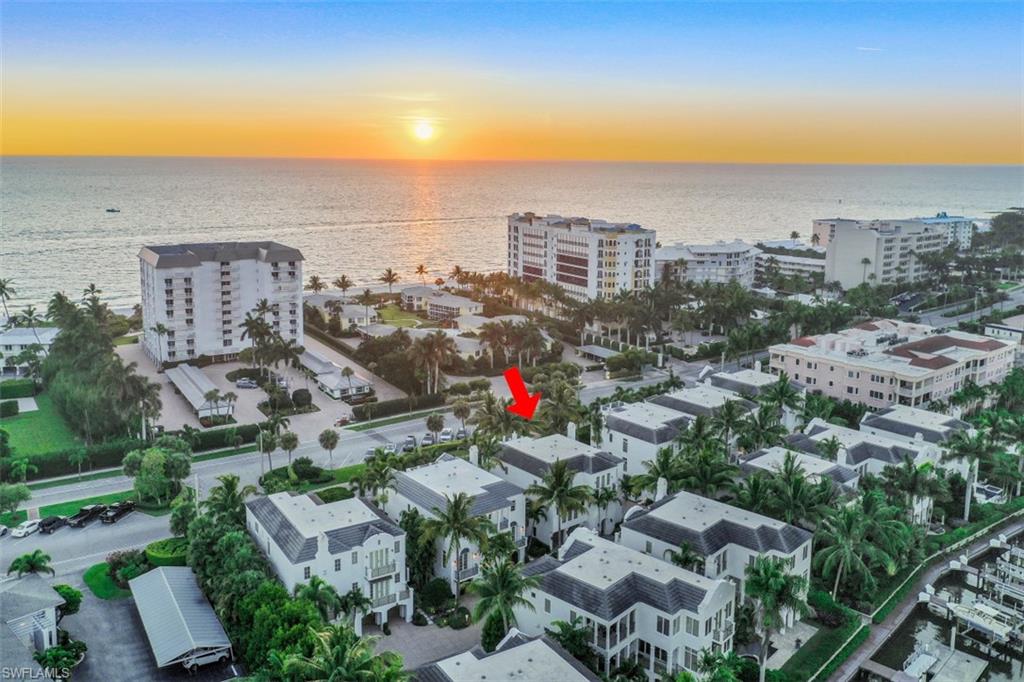 NAPLES CASAMORE - Residential