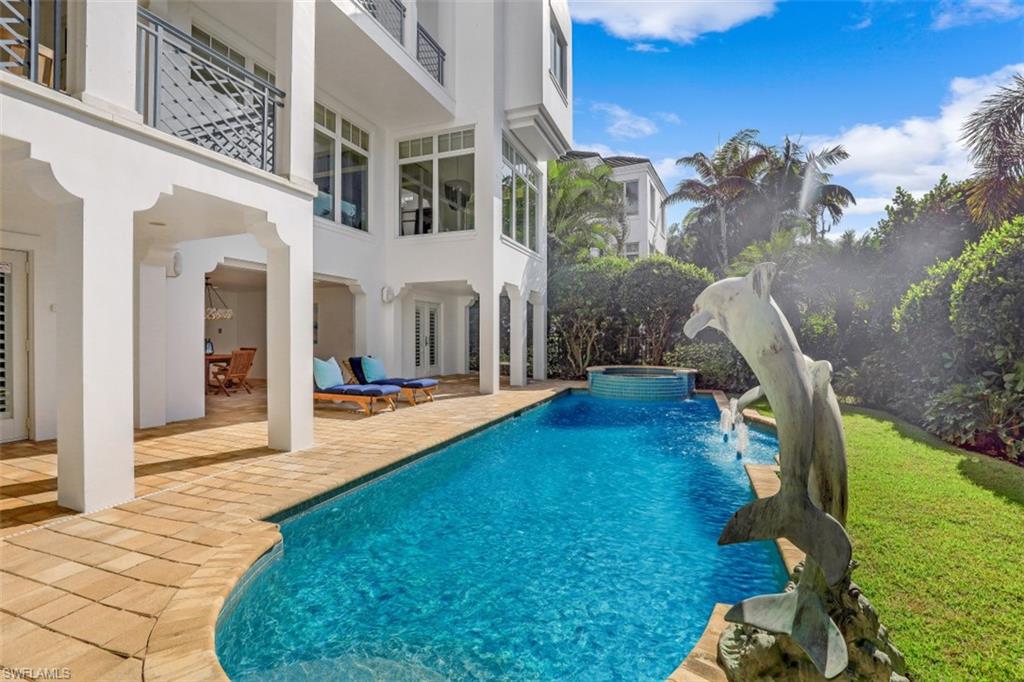 NAPLES CASAMORE - Residential