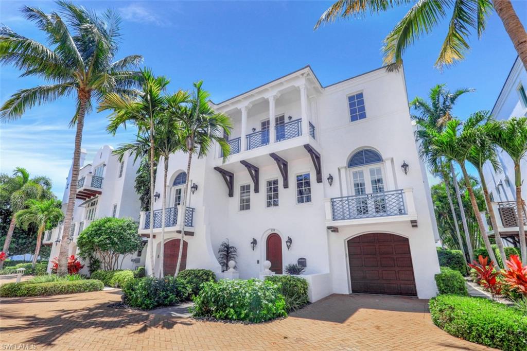 NAPLES CASAMORE - Residential