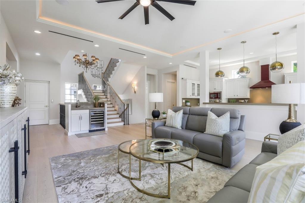 NAPLES CASAMORE - Residential