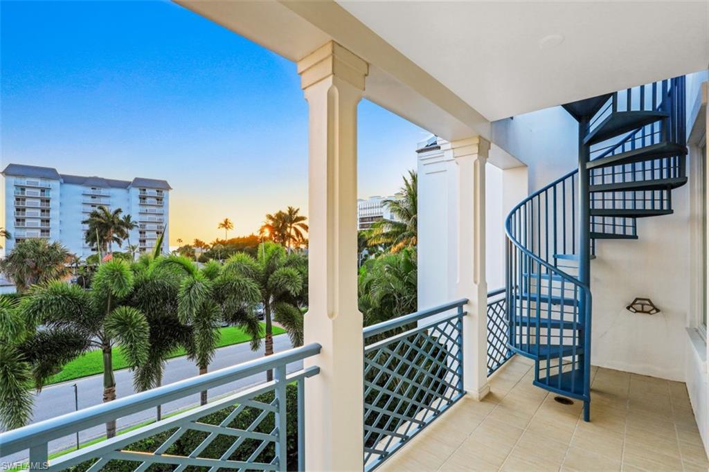 NAPLES CASAMORE - Residential