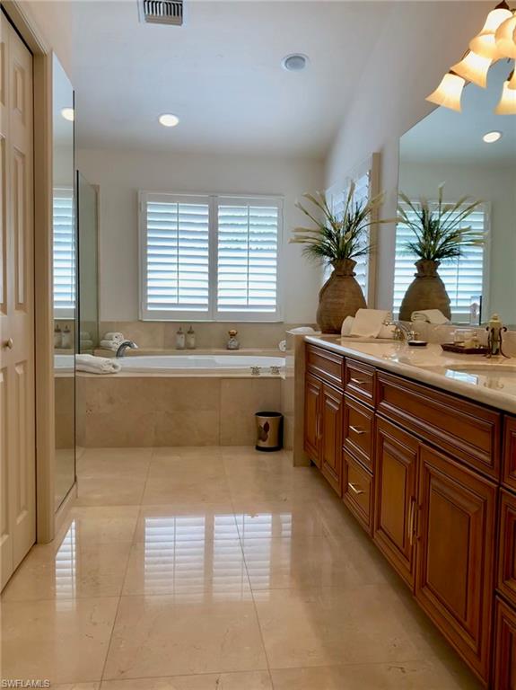 LIVINGSTON WOODS - Residential