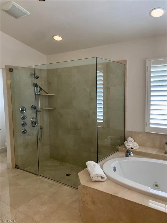 LIVINGSTON WOODS - Residential