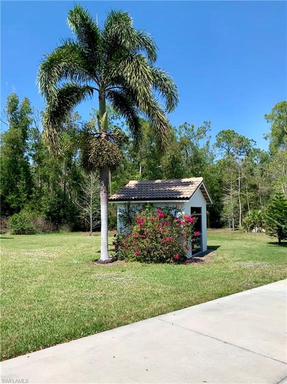 LIVINGSTON WOODS - Residential