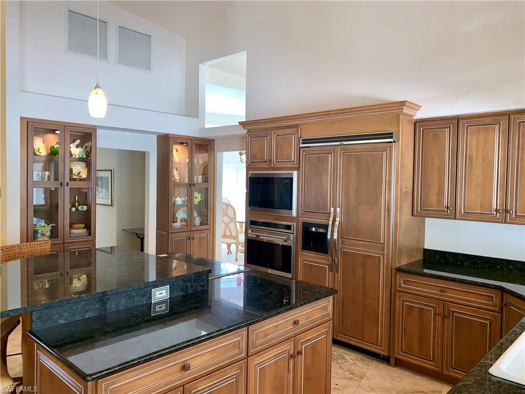 LIVINGSTON WOODS - Residential