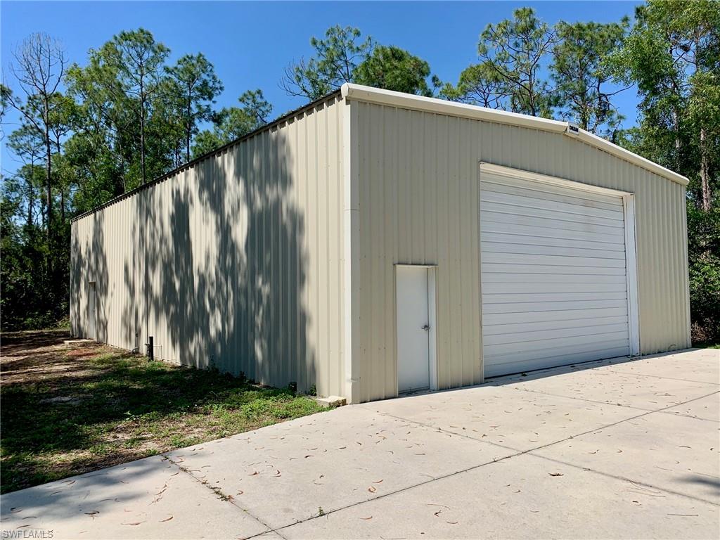 LIVINGSTON WOODS - Residential