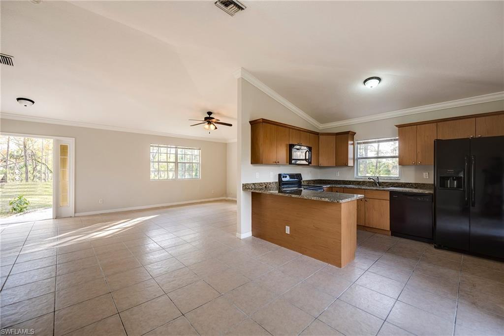 GOLDEN GATE ESTATES - Residential