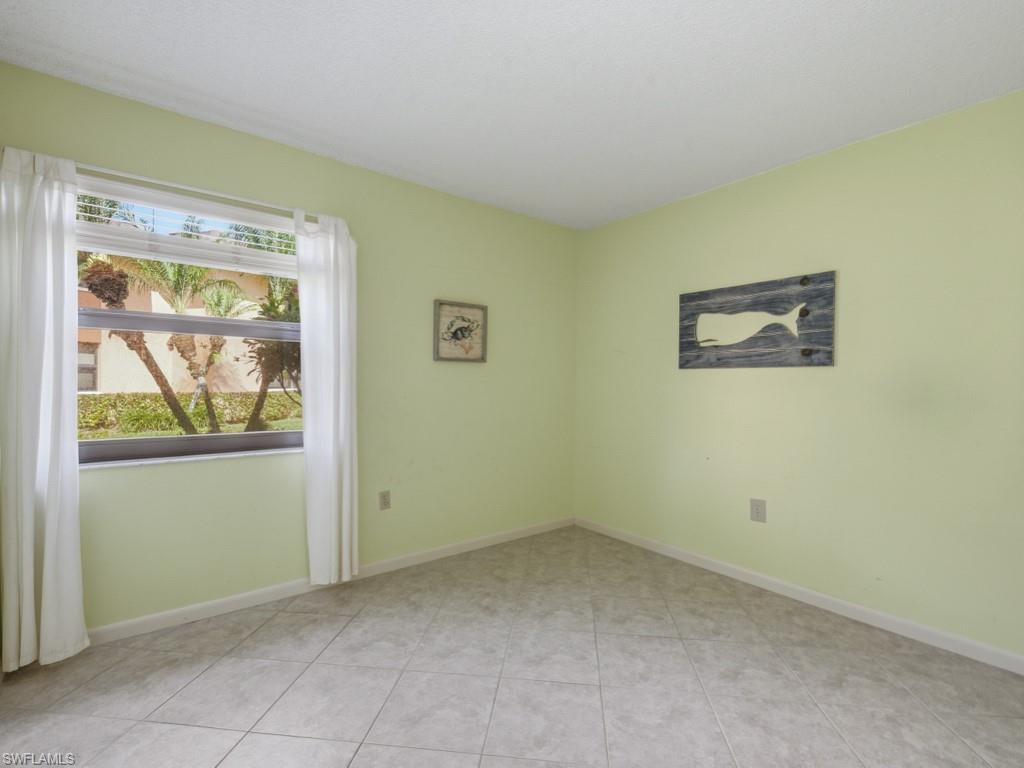 TROPIC SCHOONER APTS - Residential