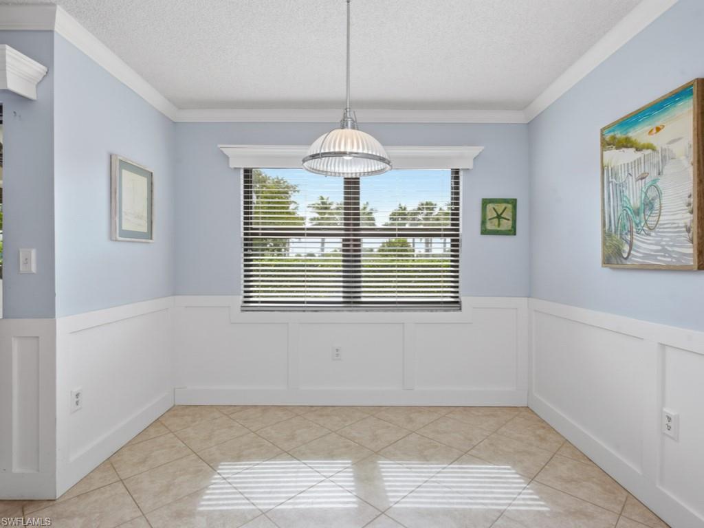 TROPIC SCHOONER APTS - Residential