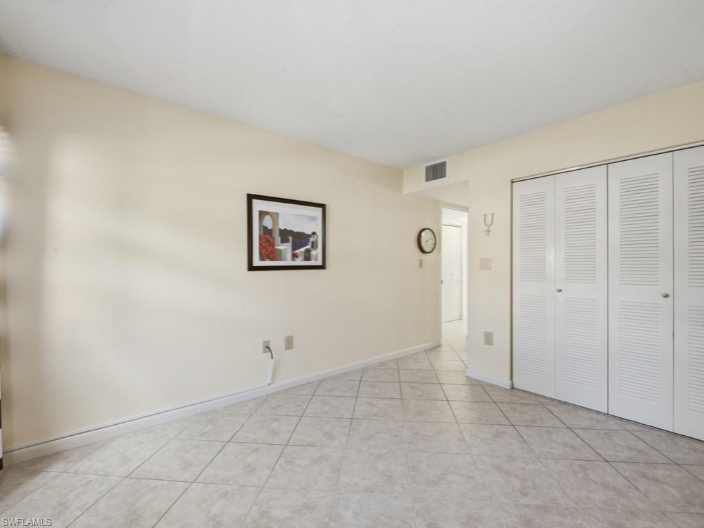 TROPIC SCHOONER APTS - Residential