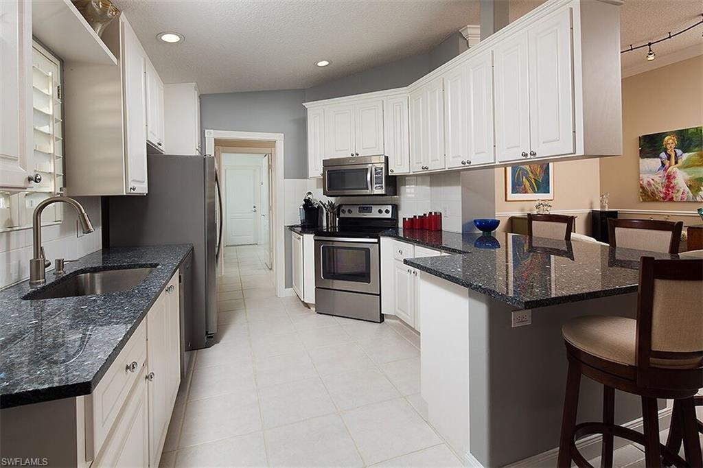 ISLAND WALK - Residential