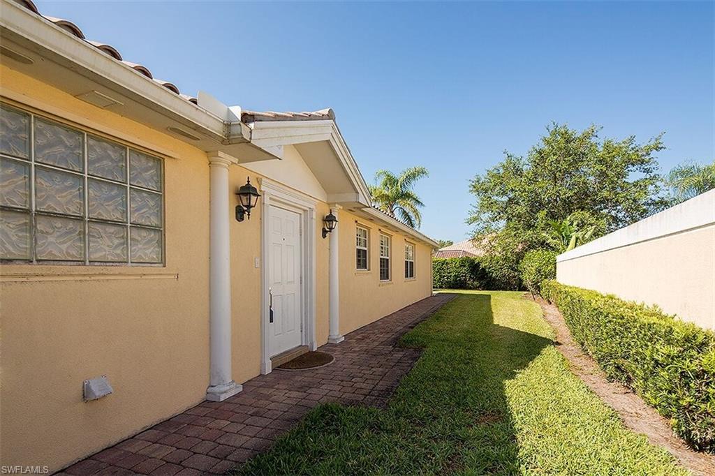 ISLAND WALK - Residential