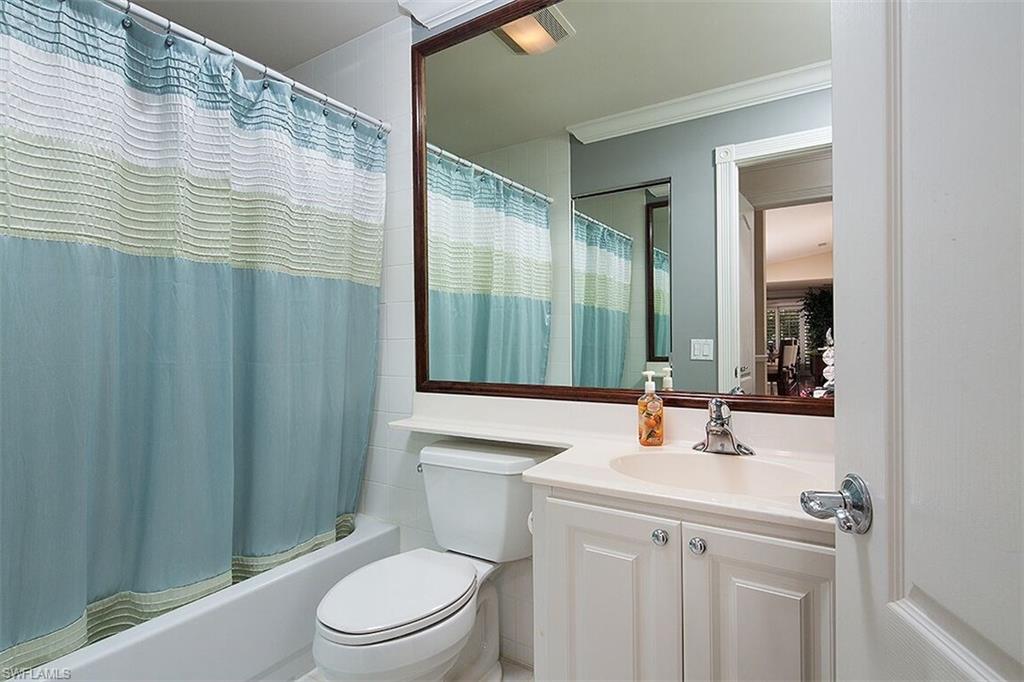 ISLAND WALK - Residential