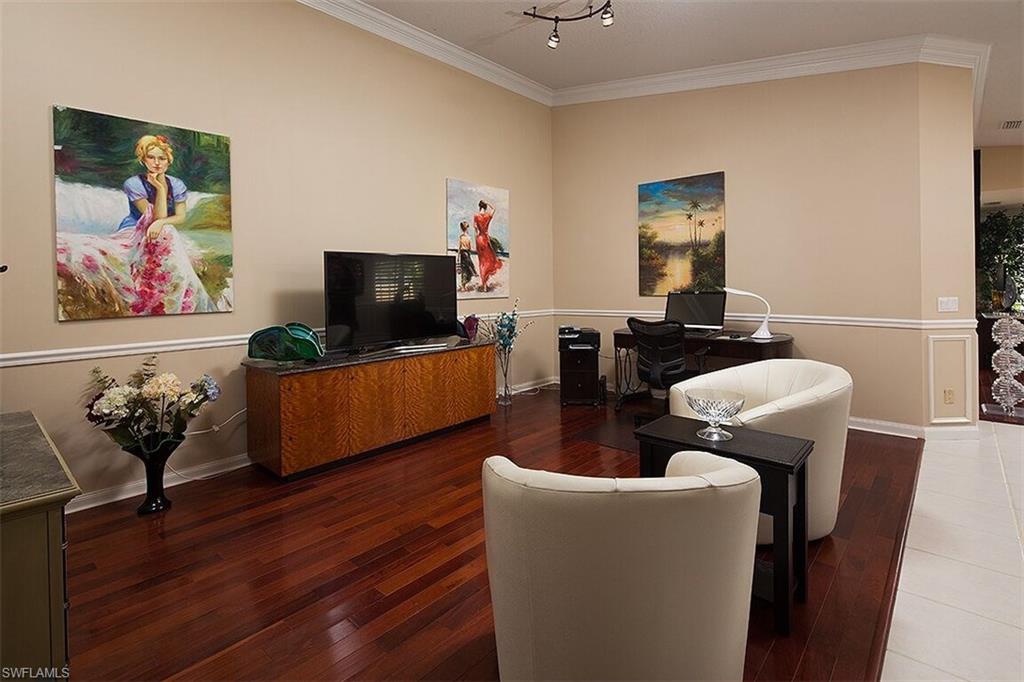 ISLAND WALK - Residential