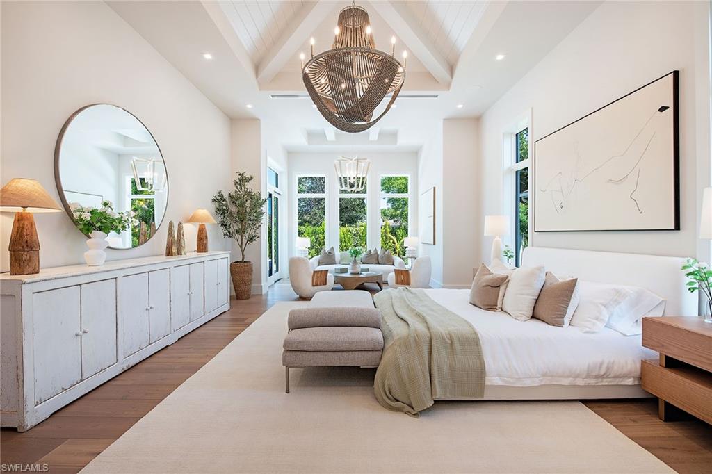 MOORINGS - Residential