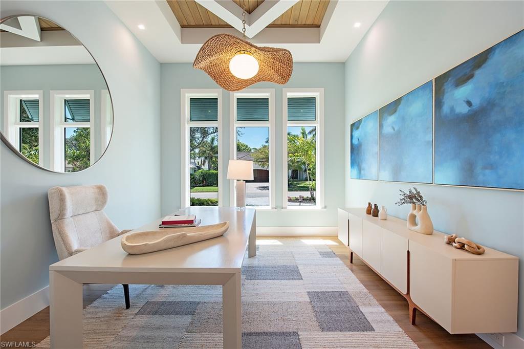 MOORINGS - Residential