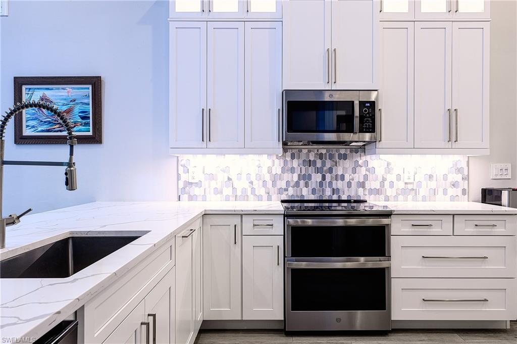 ESTERO RIVER HEIGHTS - Residential