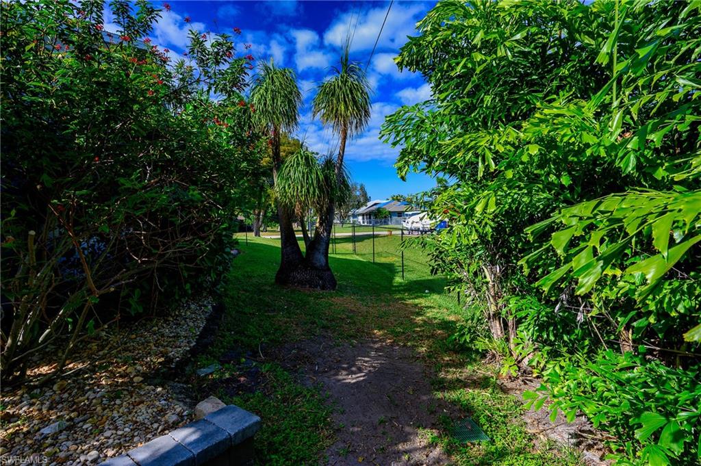 ESTERO RIVER HEIGHTS - Residential