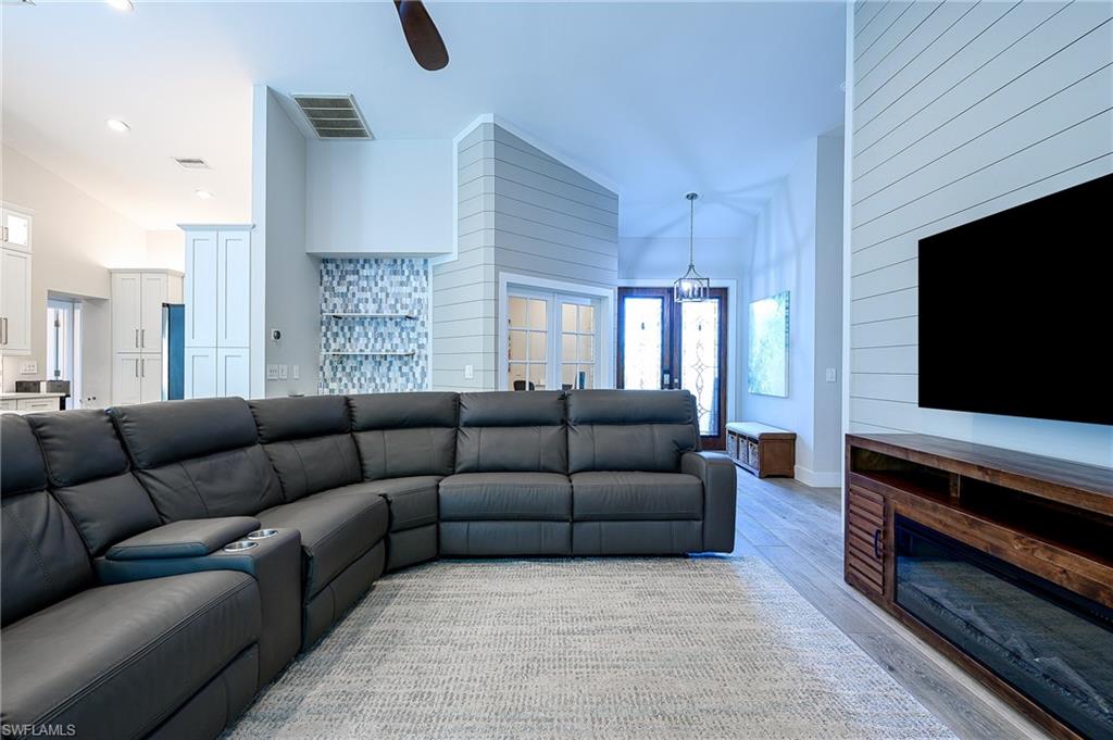 ESTERO RIVER HEIGHTS - Residential