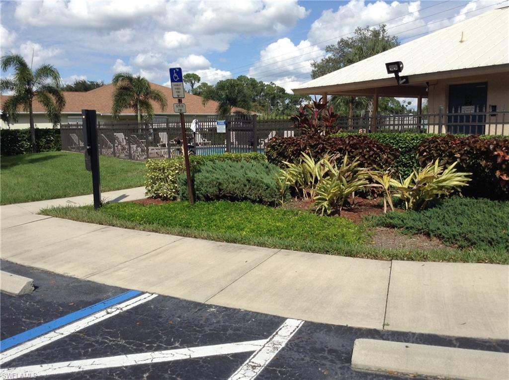 MAPLEWOOD - Residential