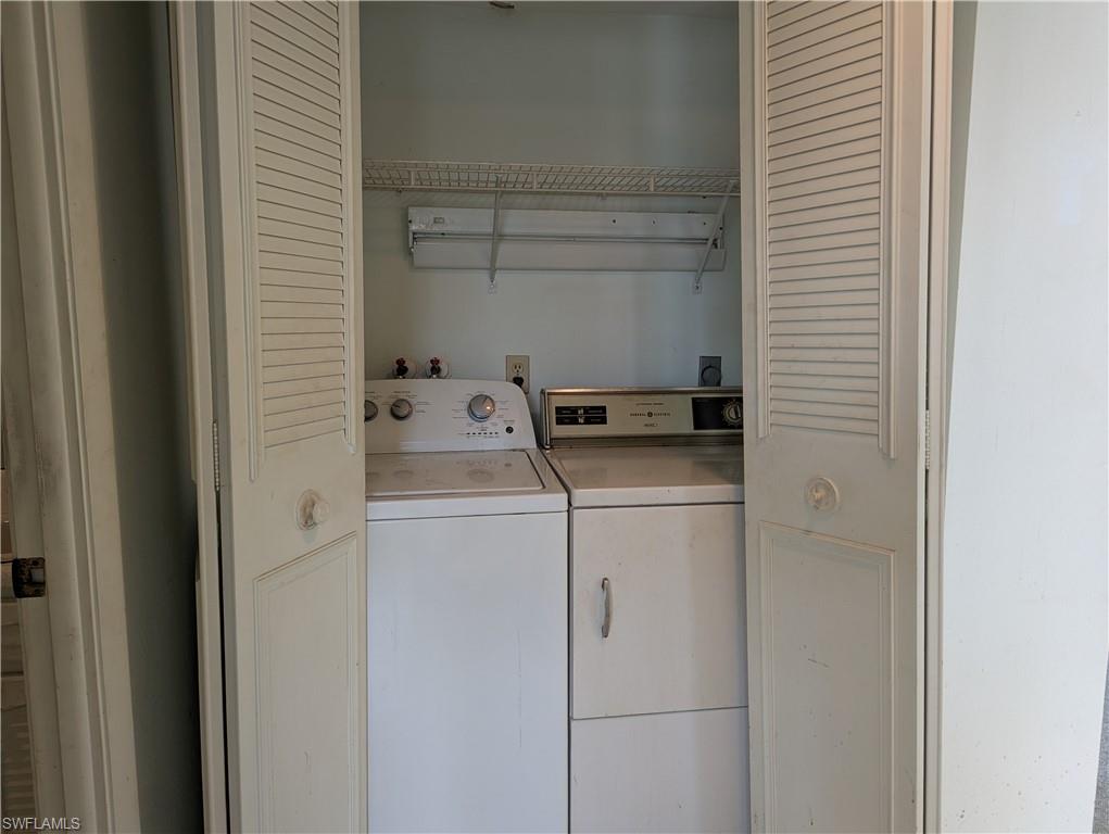 SEVEN LAKES - Residential