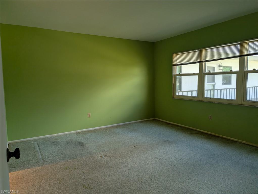 SEVEN LAKES - Residential