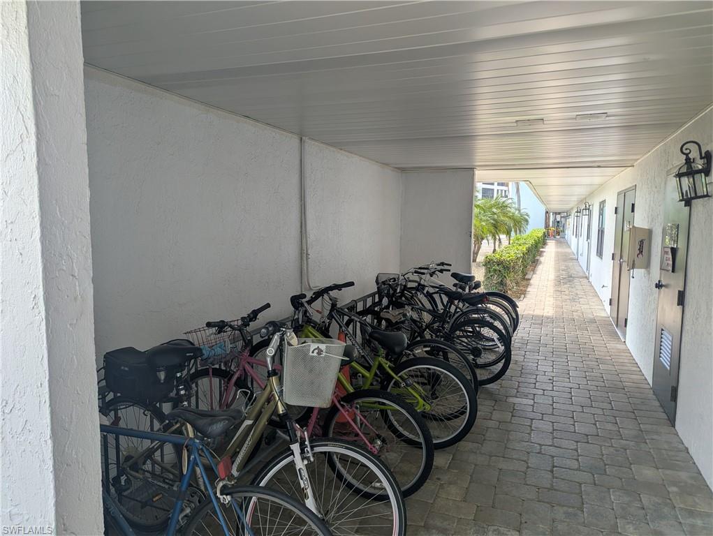 SEVEN LAKES - Residential