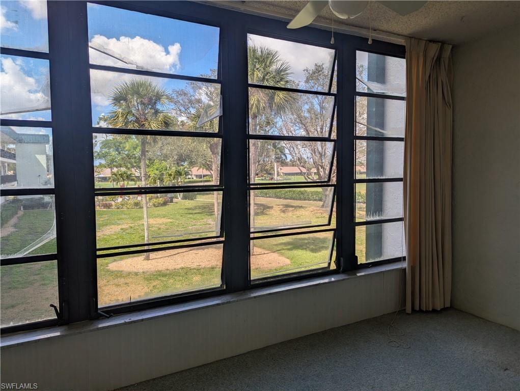 SEVEN LAKES - Residential