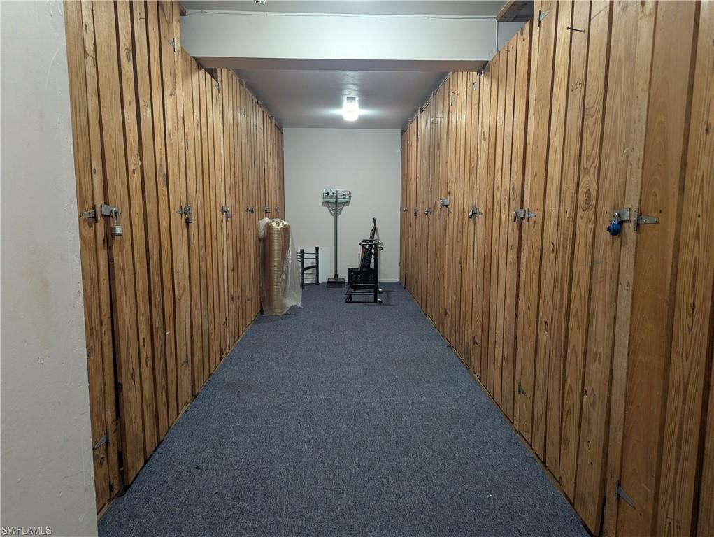 SEVEN LAKES - Residential