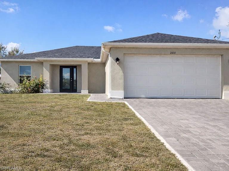 CAPE CORAL - Residential