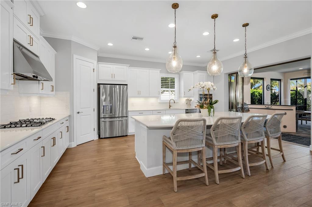 OYSTER HARBOR - Residential