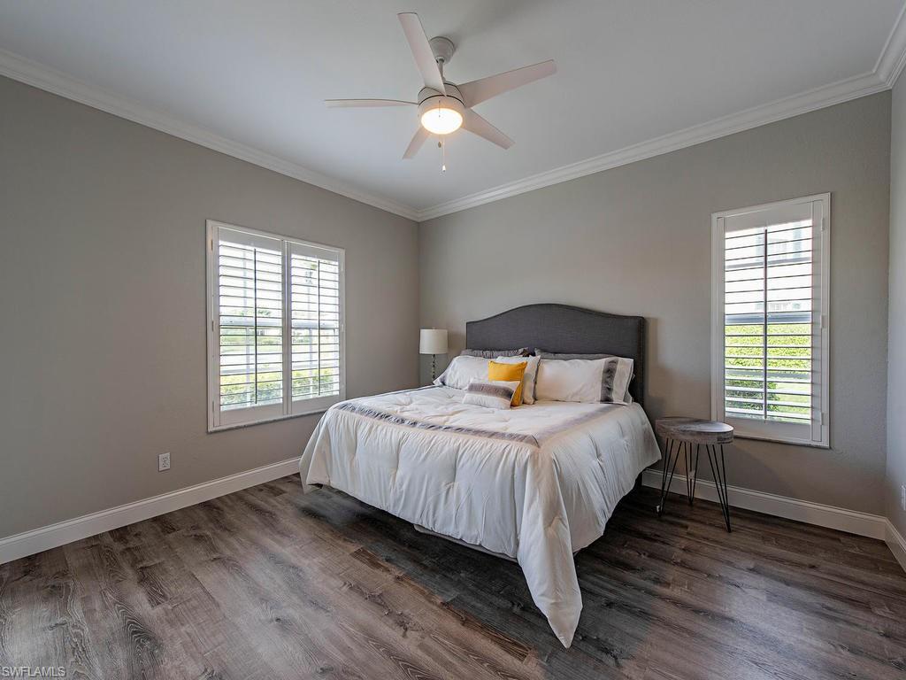 LAUREL OAKS AT PELICAN BAY - Residential