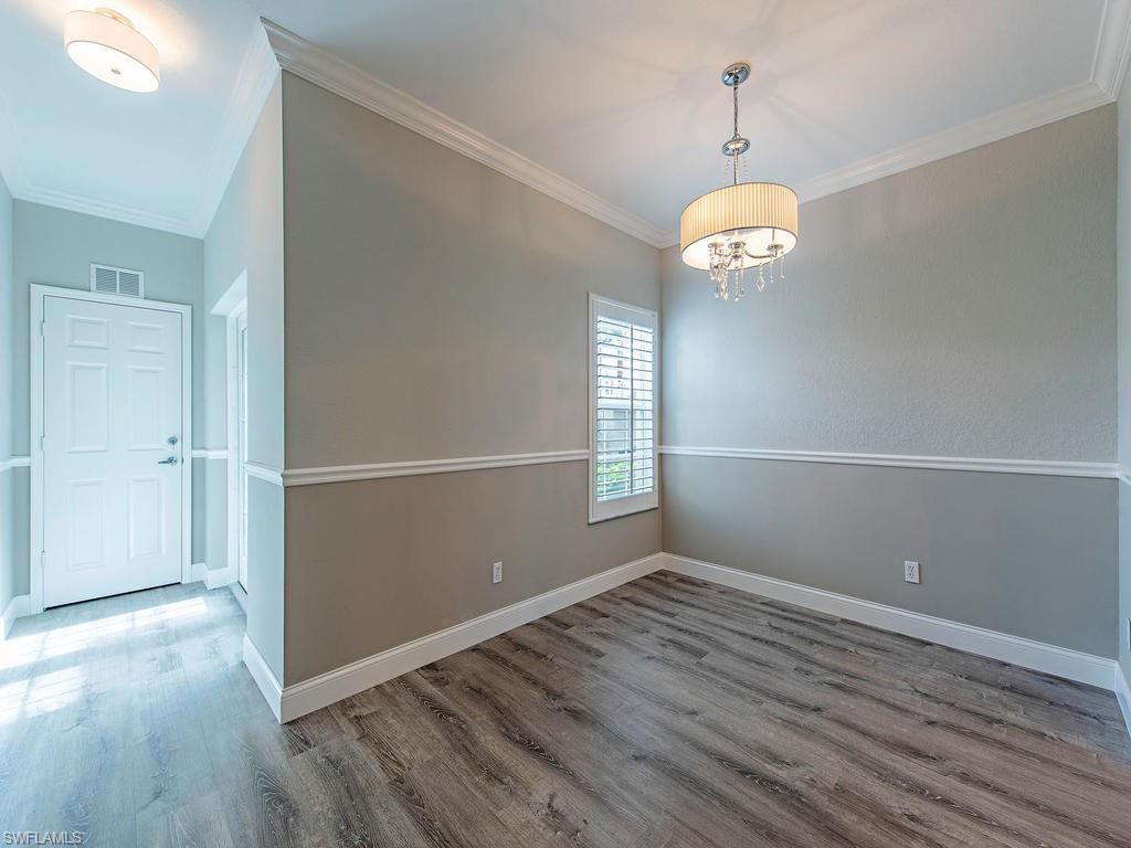 LAUREL OAKS AT PELICAN BAY - Residential