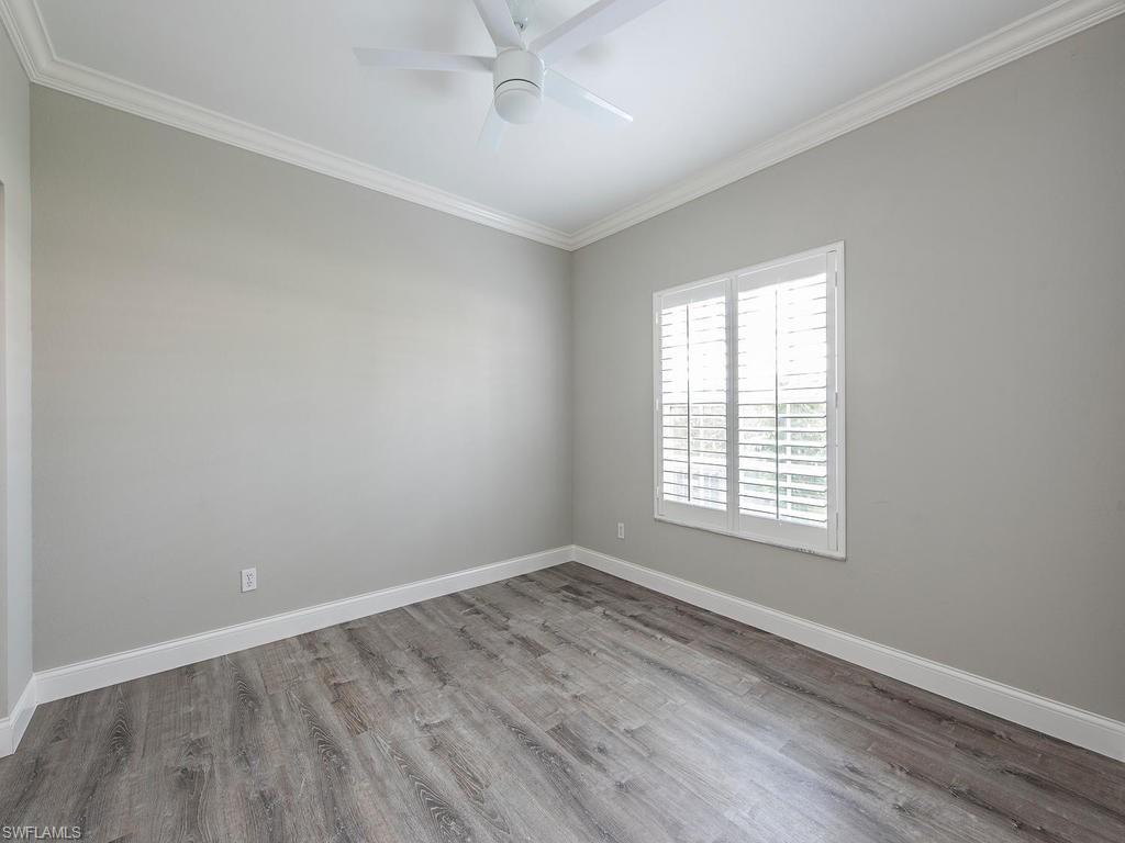 LAUREL OAKS AT PELICAN BAY - Residential