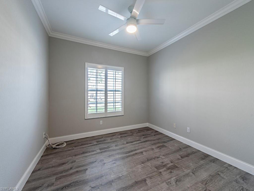 LAUREL OAKS AT PELICAN BAY - Residential