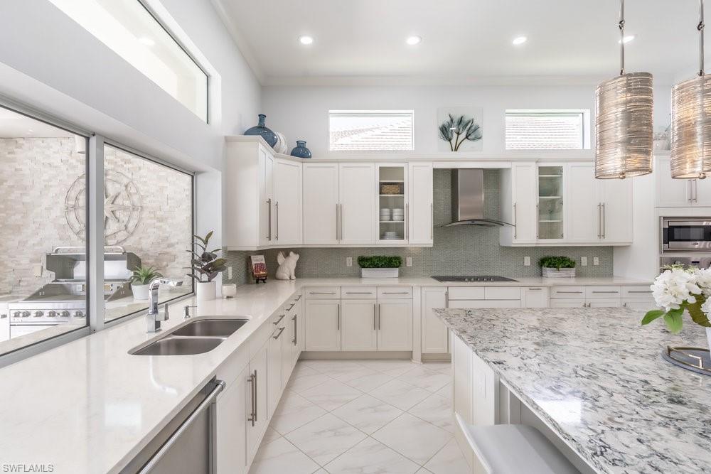 ISLES OF COLLIER PRESERVE - Residential