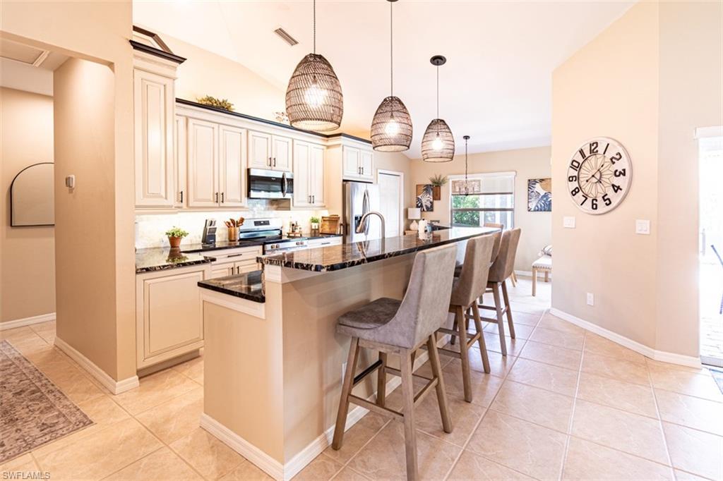 MARCO ISLAND - Residential