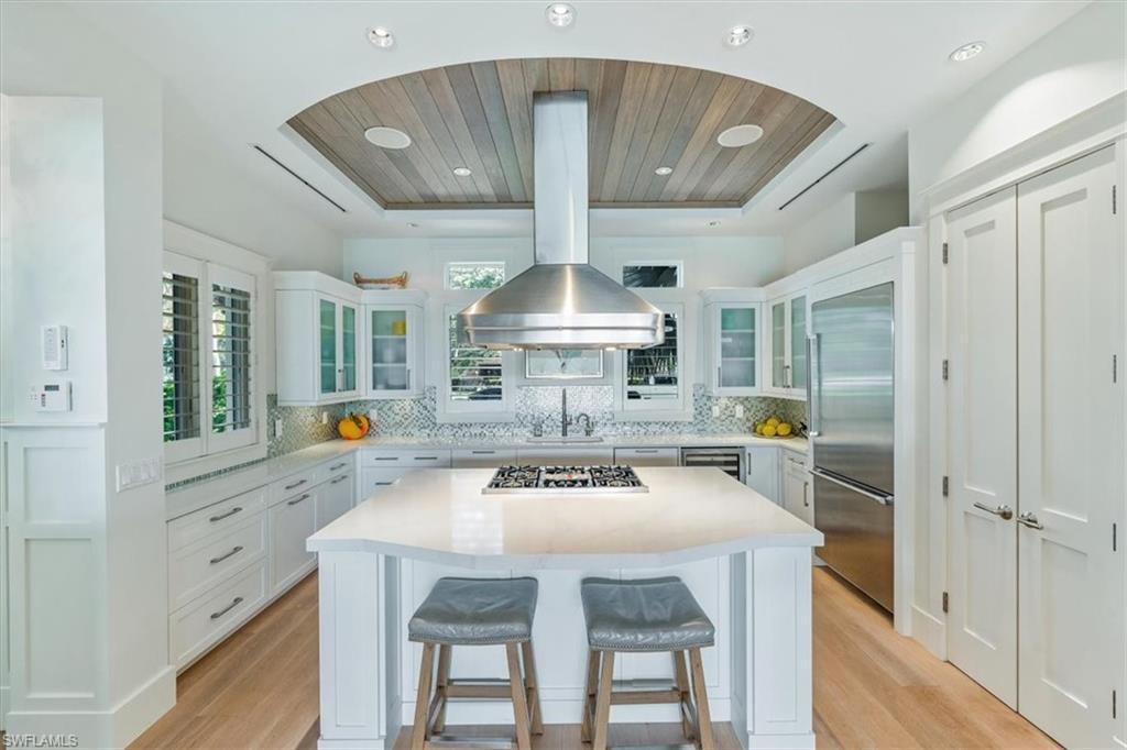 OLDE NAPLES - Residential