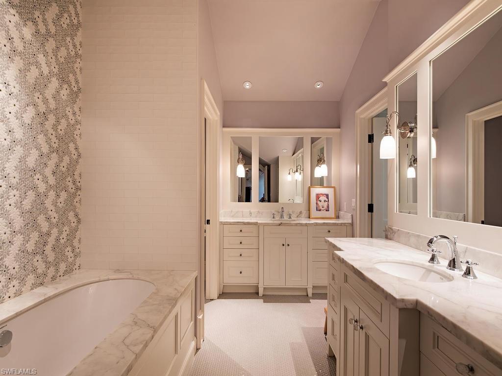 OLDE NAPLES - Residential