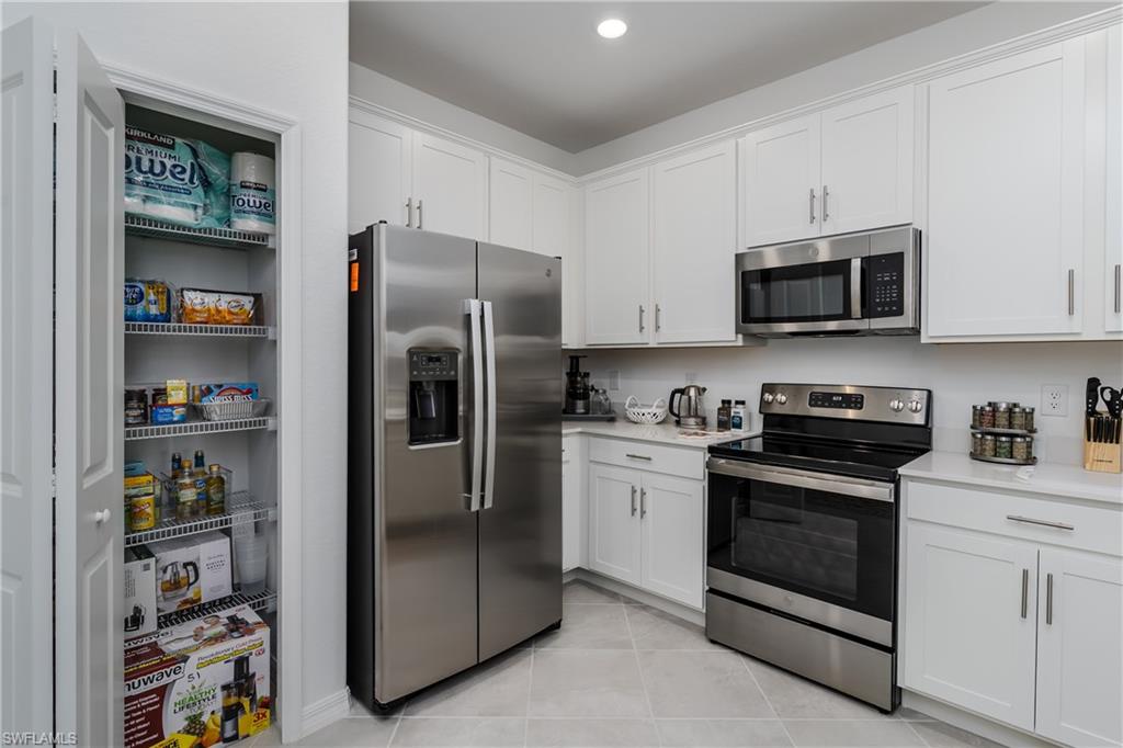 2140 Dragonfruit WAY