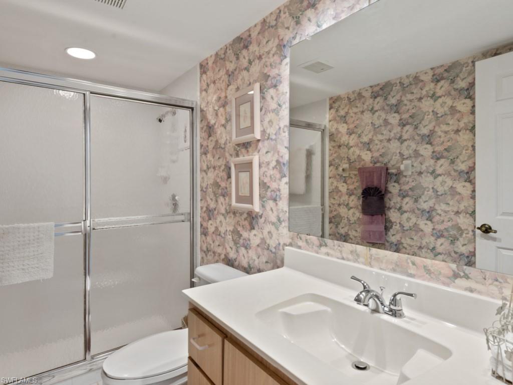 VANDERBILT VILLAS - Residential