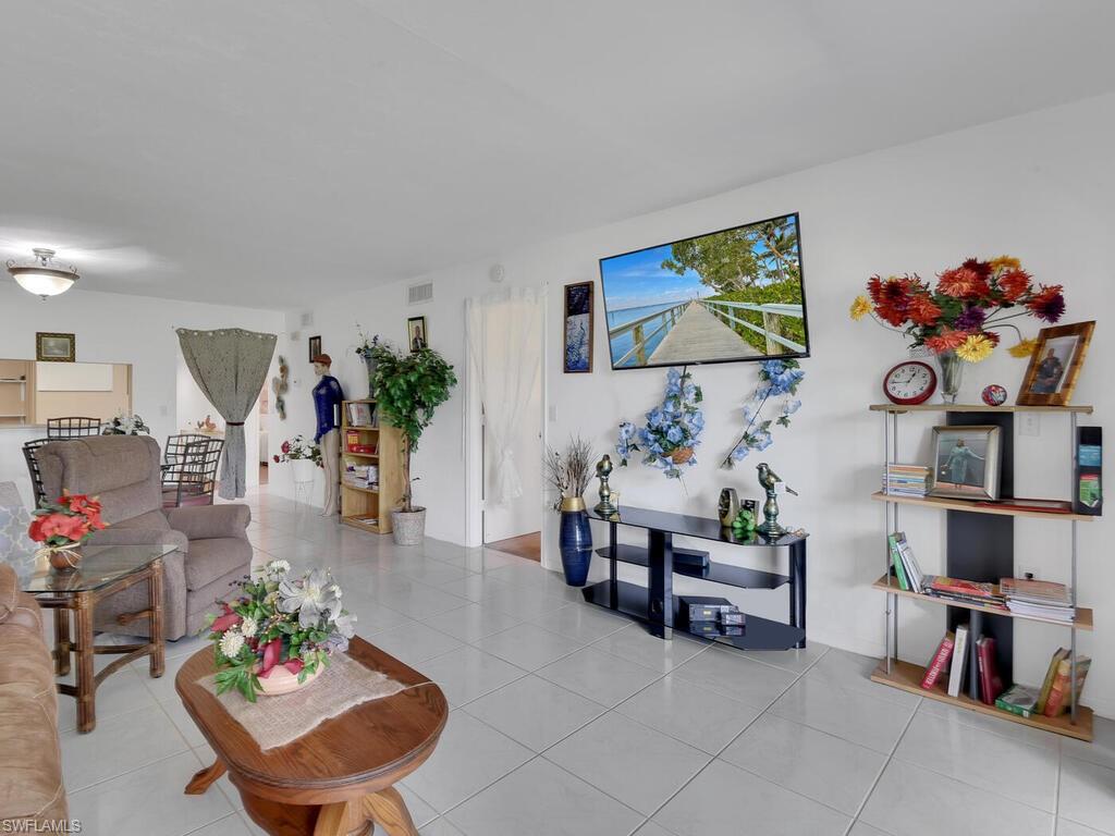 ABBEY AT BERKSHIRE VILLAGE - Residential