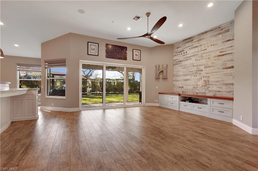 PEBBLEBROOKE LAKES - Residential